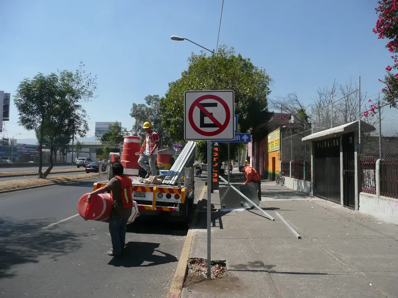 Colocación de señalamiento restrictivo