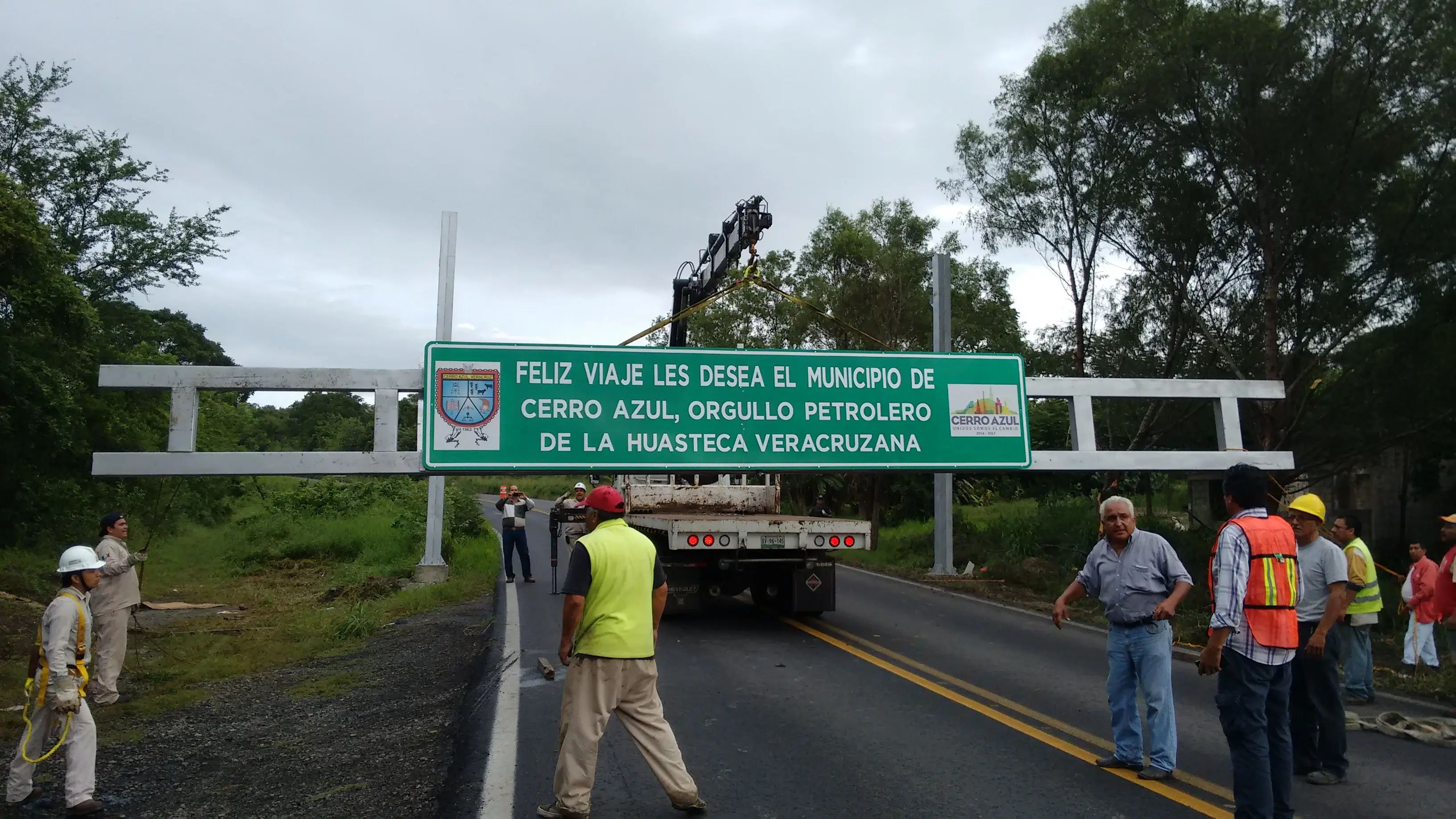 colocación de señalamiento vertical